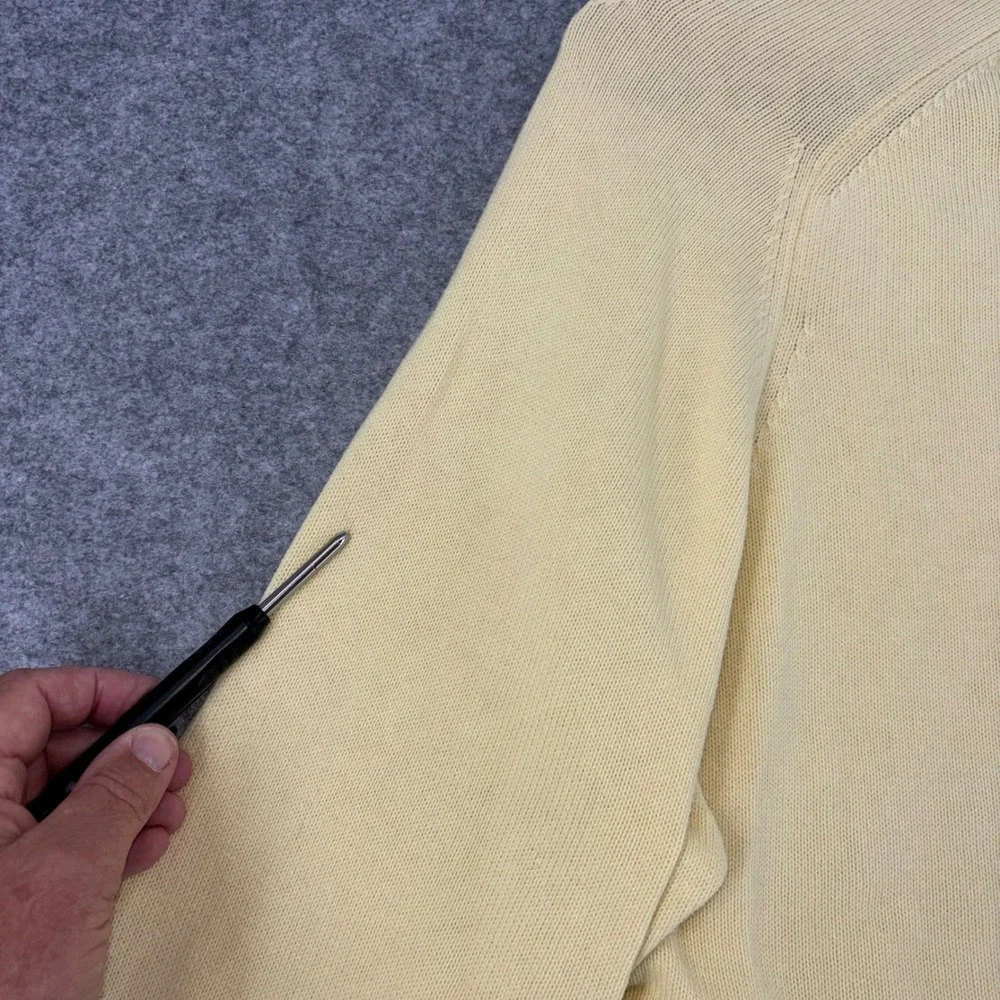 Izod Club Vintage V-Neck Sweater Mens XXL Yellow 100% Combed Cotton Made in USA